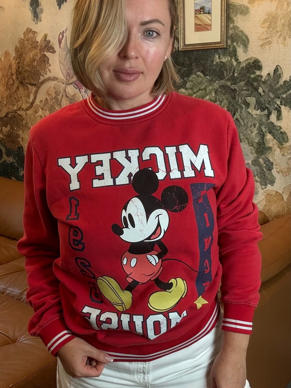 Vintage Disney Red Mickey Mouse Crewneck Sweatshirt Woman M
